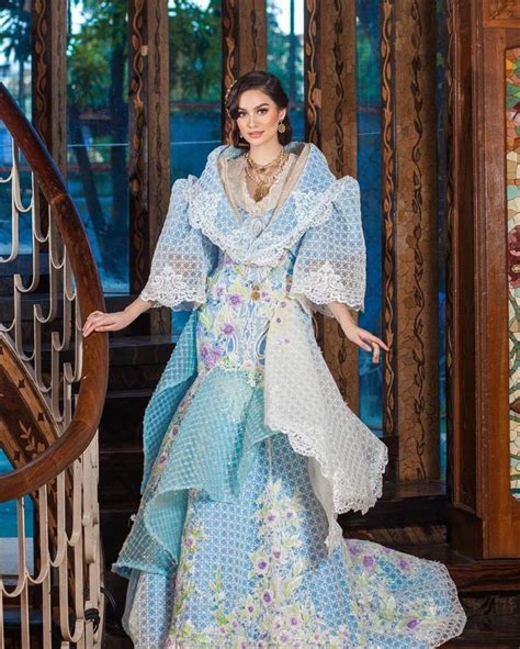 Pin By Keith Andraje On Filipina Wear Modern Filipiniana Gown Filipiniana Dress Filipiniana