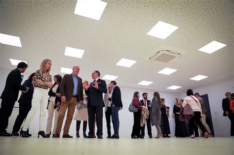 Fotogaler A La Inauguraci N De La Nuevas Instalaciones De La Escola De