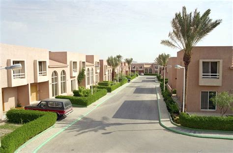 Al Waha Compound Riyadh 1995 Duncanandgladys Flickr