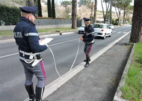 Genzano Investita Da Una Macchina Pirata La Figlia Della Senatrice