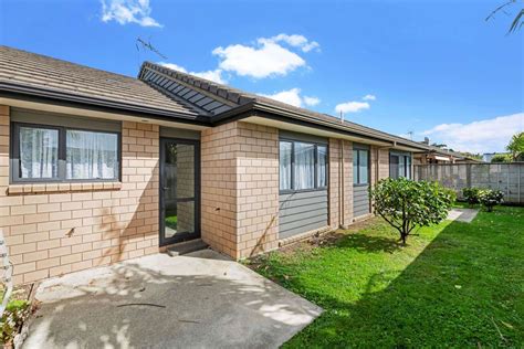 30 Royalle Mews Botany Downs Manukau City Houses For Sale Oneroof