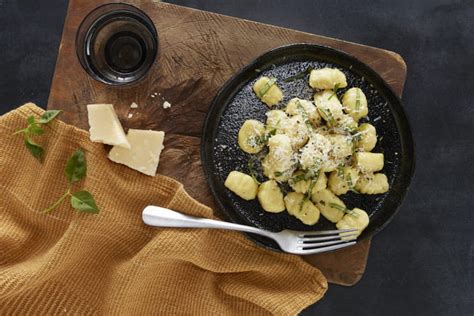 Recette De Gnocchis De Pommes De Terre Primeur Au Parmesan