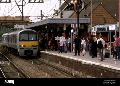 Wickford station hi-res stock photography and images - Alamy