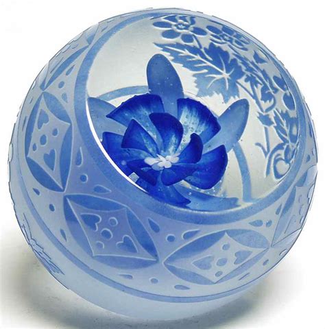 Caithness Glass Paperweight Floral Dream 5651705