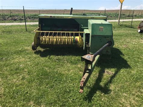 1975 John Deere 336 Small Square Baler Bigiron Auctions