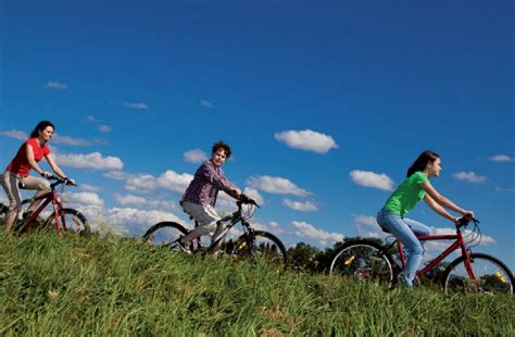 Uitje Op De Fiets Voor Leerlingen Van Basisschool De Tweemaster Geen Kind Achterop