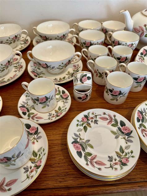 Wedgwood Eetservies 73 Hathaway Rose Porselein Verguld Catawiki