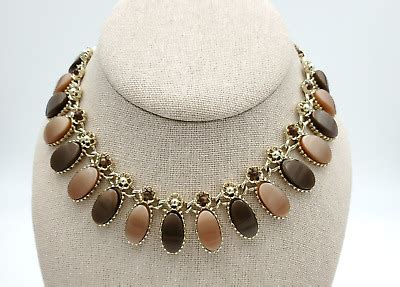 Vtg Thermoset Coro Necklace Lucite Brown Leaf Tone Lucite Choker