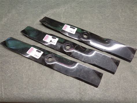 John Deere M143520 3 Pack Mower Blade Kit Medium Lift Blade 90 354 Ebay