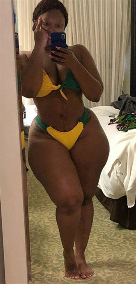 3 Hot Sexy Madame Joyce Bikini Pics