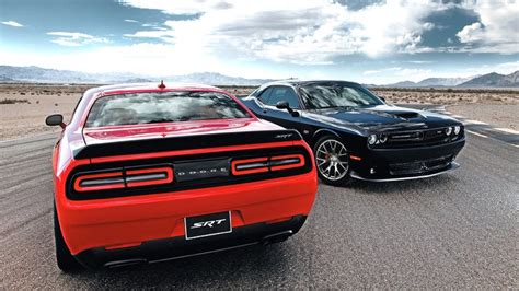 Dodge Challenger Rt Vs Srt