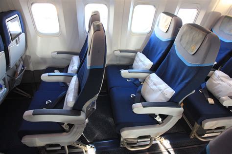 Review Condor Business Class In Der Boeing 767 Frankfurtflyer De