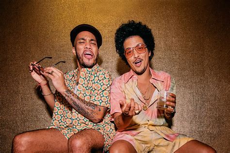 Anderson Paak Y Bruno Mars Presentan Skate