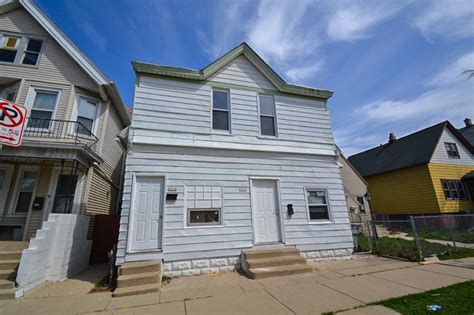 3312 W Scott St 3314 Milwaukee Wi 53215 Mls 1832602 Redfin