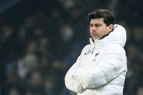 Mauricio Pochettino Flies Into Manchester For Psg Clash As He Edges