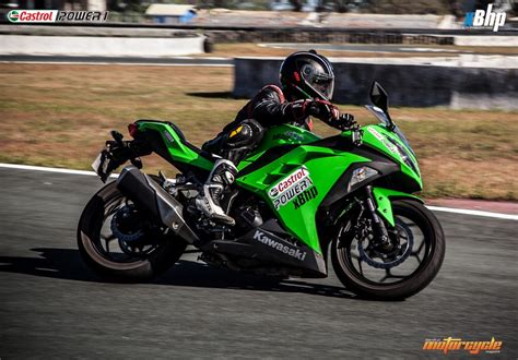 Kawasaki Ninja 250R Review