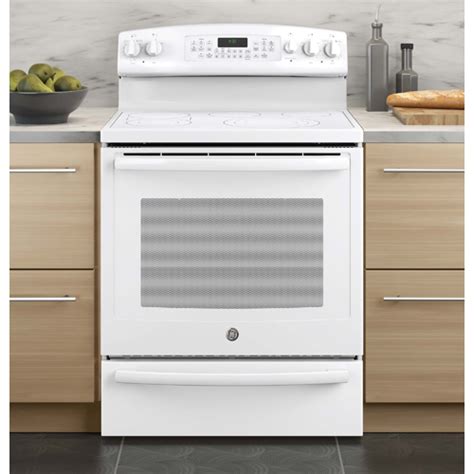 Ge Pb930thww 30 Profile White Smooth Top Range With 53 Cuft Self Cleaning Oven Brandsmart Usa