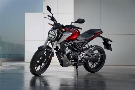 Honda CB125R 2018 MOTOMAG