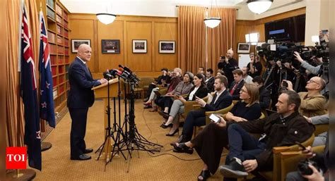 New Zealand Pm Incoming New Zealand Prime Minister Forms Three Party Coalition Government