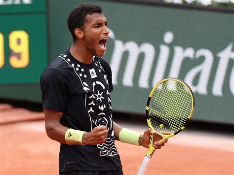 Felix Auger-Aliassime rallies to advance at French Open | Toronto Sun