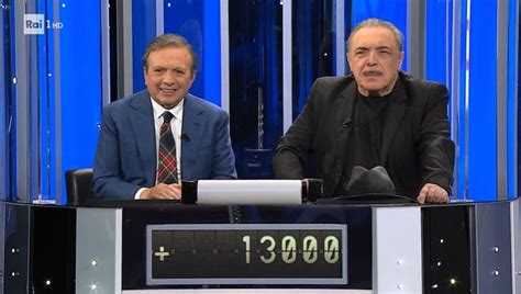 Rischiatutto 70 Con Carlo Conti Stasera In Tv Una Nuova Puntata Gli