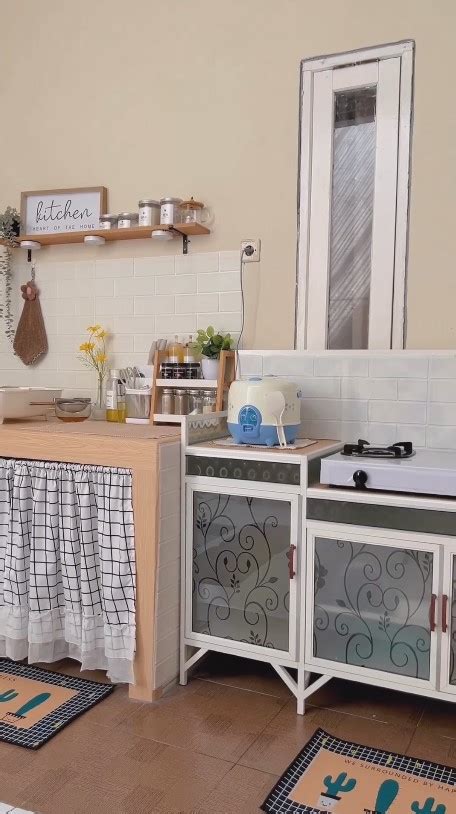 11 Potret Makeover Dapur Mungil Tanpa Kitchen Set Ini Jadi Ala Japandi