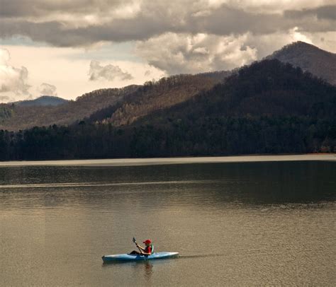 Float Your Boat In Georgia On Lake Chatuge Good Sam