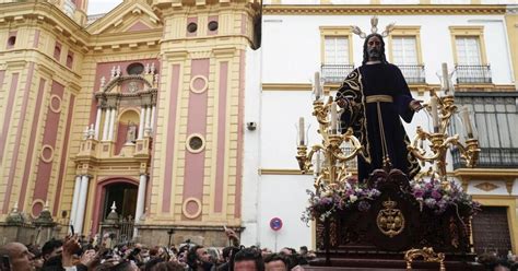 Horario E Itinerario Del V A Crucis De Las Hermandades De Sevilla