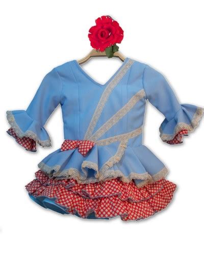 Trajes de flamenca del 2022 para niñas El Rocio