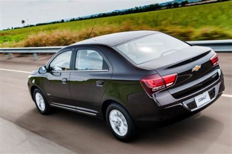 Novo Chevrolet Cobalt Km Pre O Cores Fotos