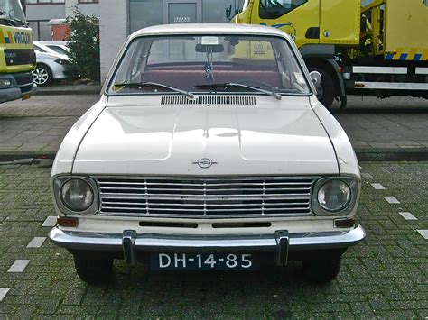 Opel Kadett B L Super Like Vw Beetles Also Kadett B S Flickr