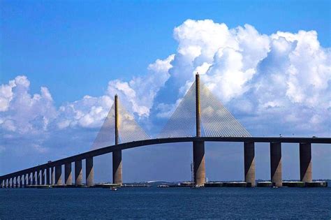 Sunshine Skyway Bridge Tampa Fl Sunshine Skyway Bridge Skyway Bridge