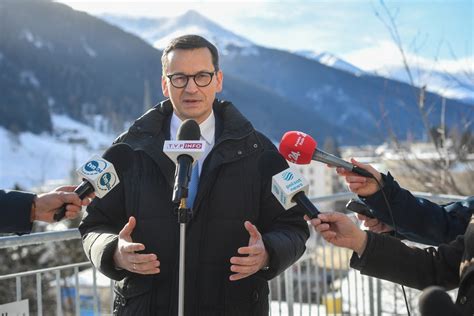 Premier Morawiecki W Wywiadzie Dla CNN Przekazanie Przez Niemcy