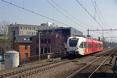 Stadler Gelenktriebwagen GTW 2 8 gebaut für ARRIVA Niederland hier bei