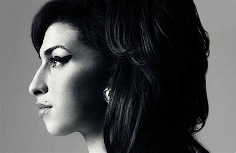 Amy Winehouse's last performance dress to sell at Julien's Auctions