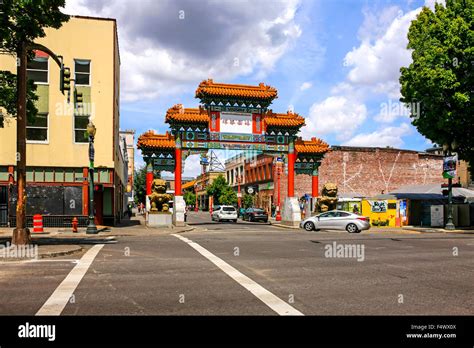 Old Town Chinatown Entrance Gate On Nw 4th Avenue And Burnside In