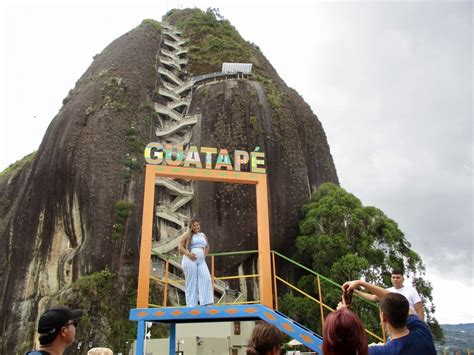 『タイさんの南米の旅116日目(2022/11/5) 村おこしでカラフルな町 グアタペ、コロンビア』メデジン(コロンビア)の旅行記・ブログ ...