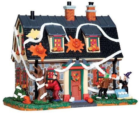 45674 Tricked Out House Lemax Spooky Town Halloween Village Houses