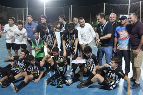 Conhecidos Os Campe Es Do Praiano De Futsal Em Balne Rio Gaivota