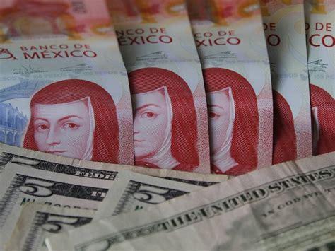 Peso retrocede Precio del dólar hoy domingo 24 de noviembre de 2024