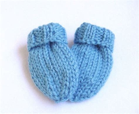 Newborn Baby Mittens Hand Knitted Infant Thumbless Mitts