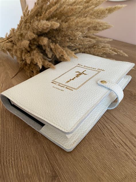 Leather Bible Cover/ White Bible Cover/ Personalized Bible - Etsy