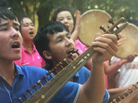 Dolan Muqam Music Tradition Thrives Among Local Uygurs CGTN