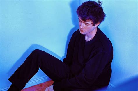 Alec Benjamin Announces Debut Album 'These Two Windows,' Headlining ...