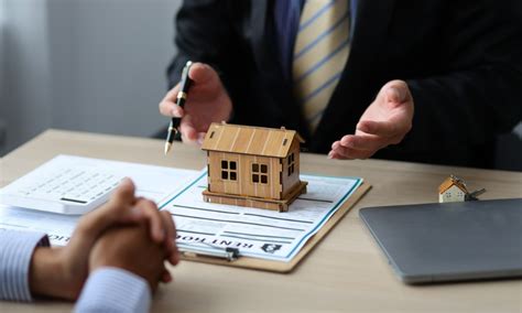 6 Reasons Why You Should Use A Mortgage Broker Mortgage Professional