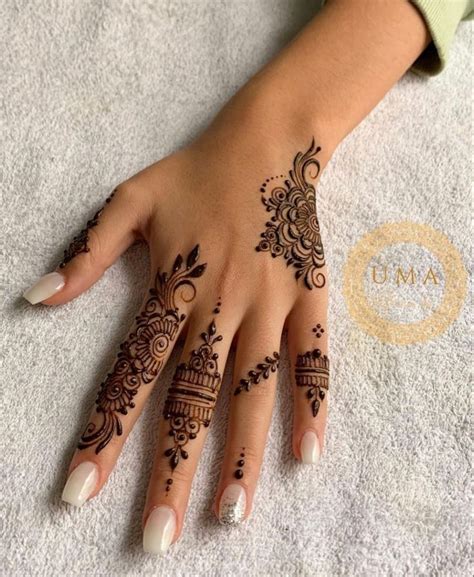 40 simple heena mehandi designs ideas Tatuaggi con henna Hennè