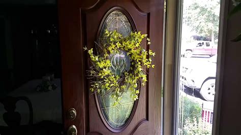 How To Hang A Wreath On Glass - Glass Door Ideas