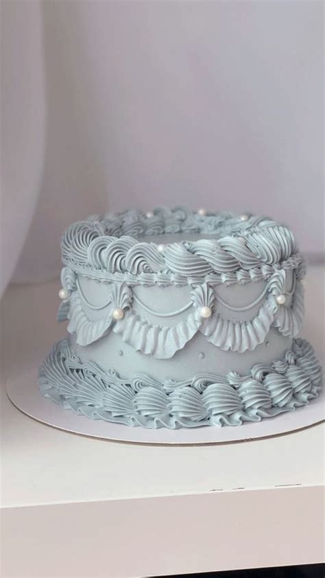 Pin By Haram On Amazing Vintage Birthday Cakes Mini Cakes Birthday