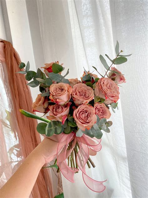 Cappuccino Rose Hand Bouquet Ace Flora