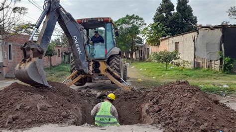 Se continúa con la construcción de la red de cloacas en barrio Libertad